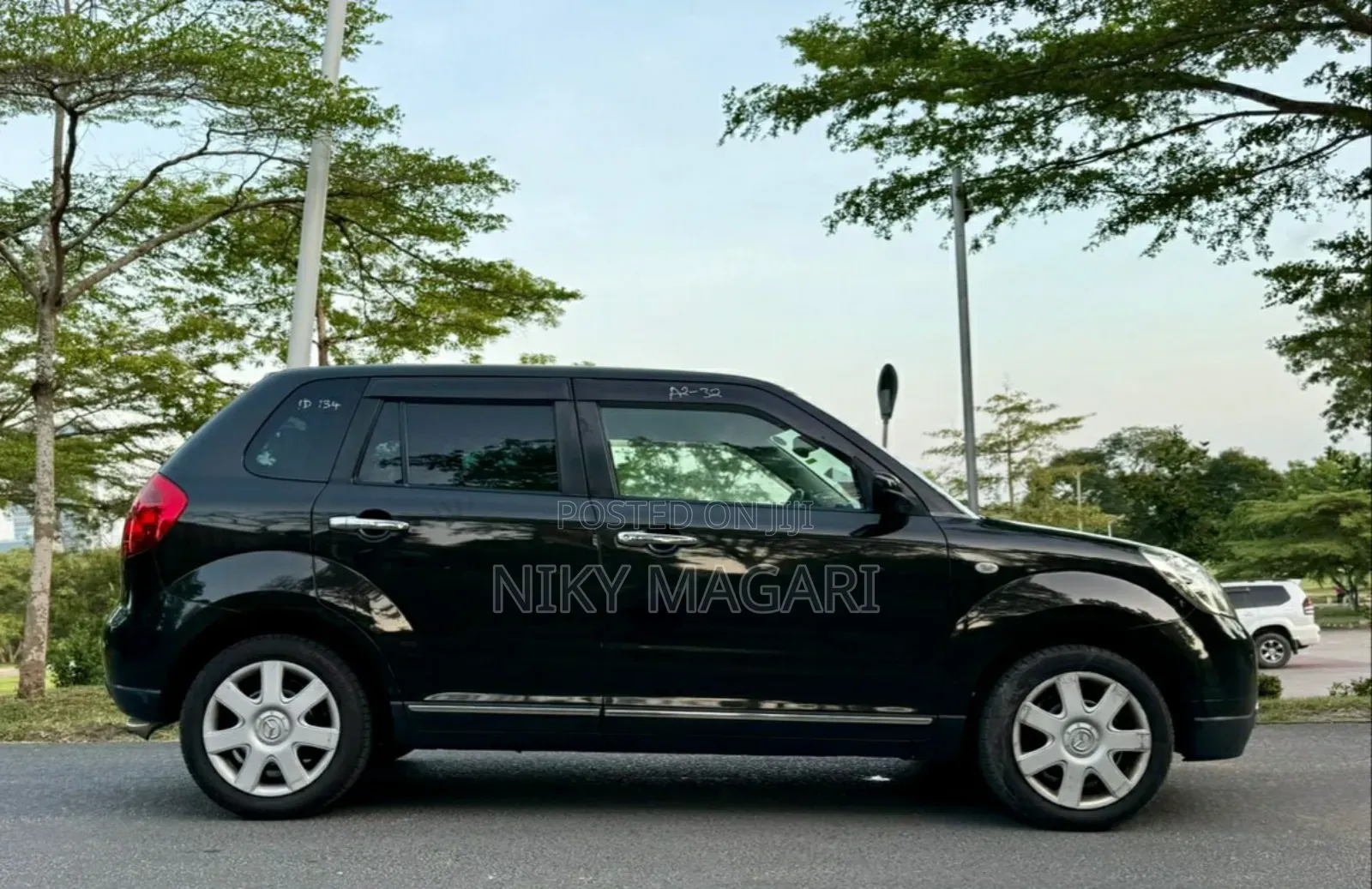 Mazda Verisa 2009 Black