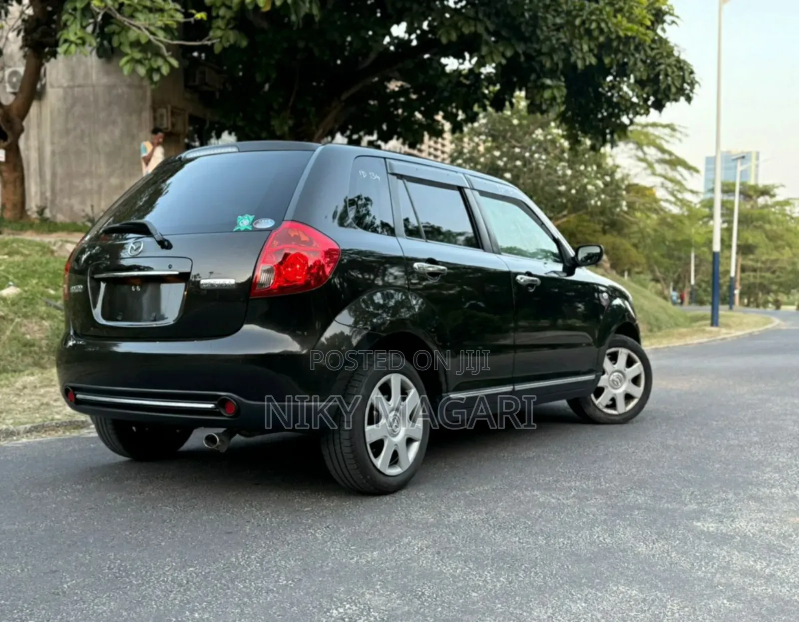 Mazda Verisa 2009 Black