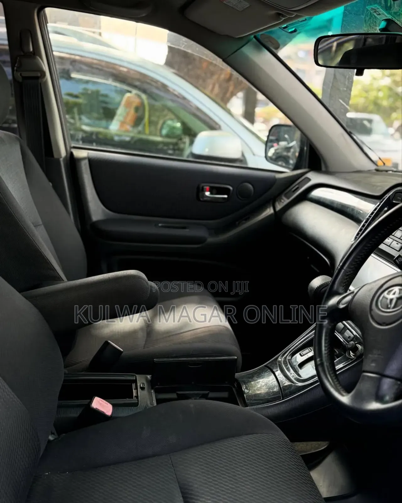 Toyota Kluger 2004 Black