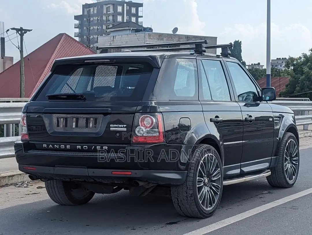 Land Rover Range Rover Sport 2010 Black