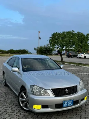 Toyota Crown 2006 Silver