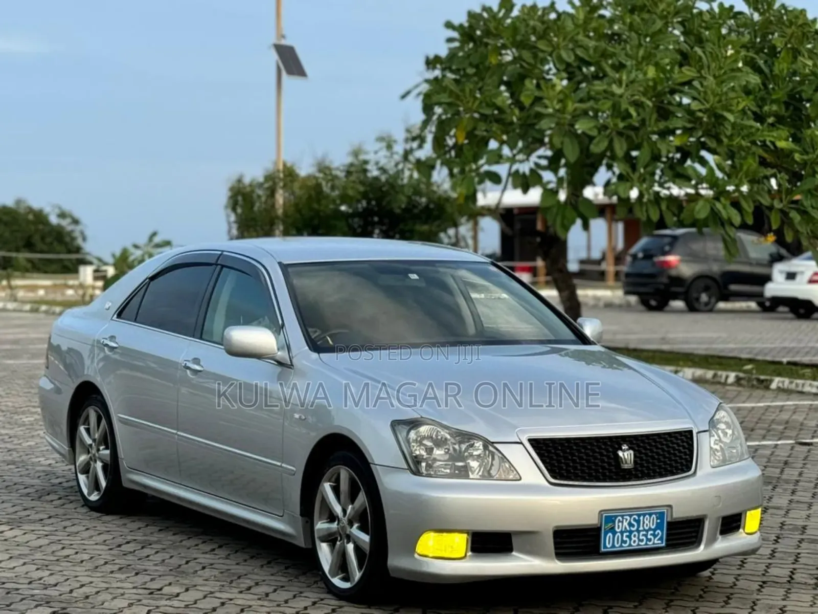 Toyota Crown 2006 Silver