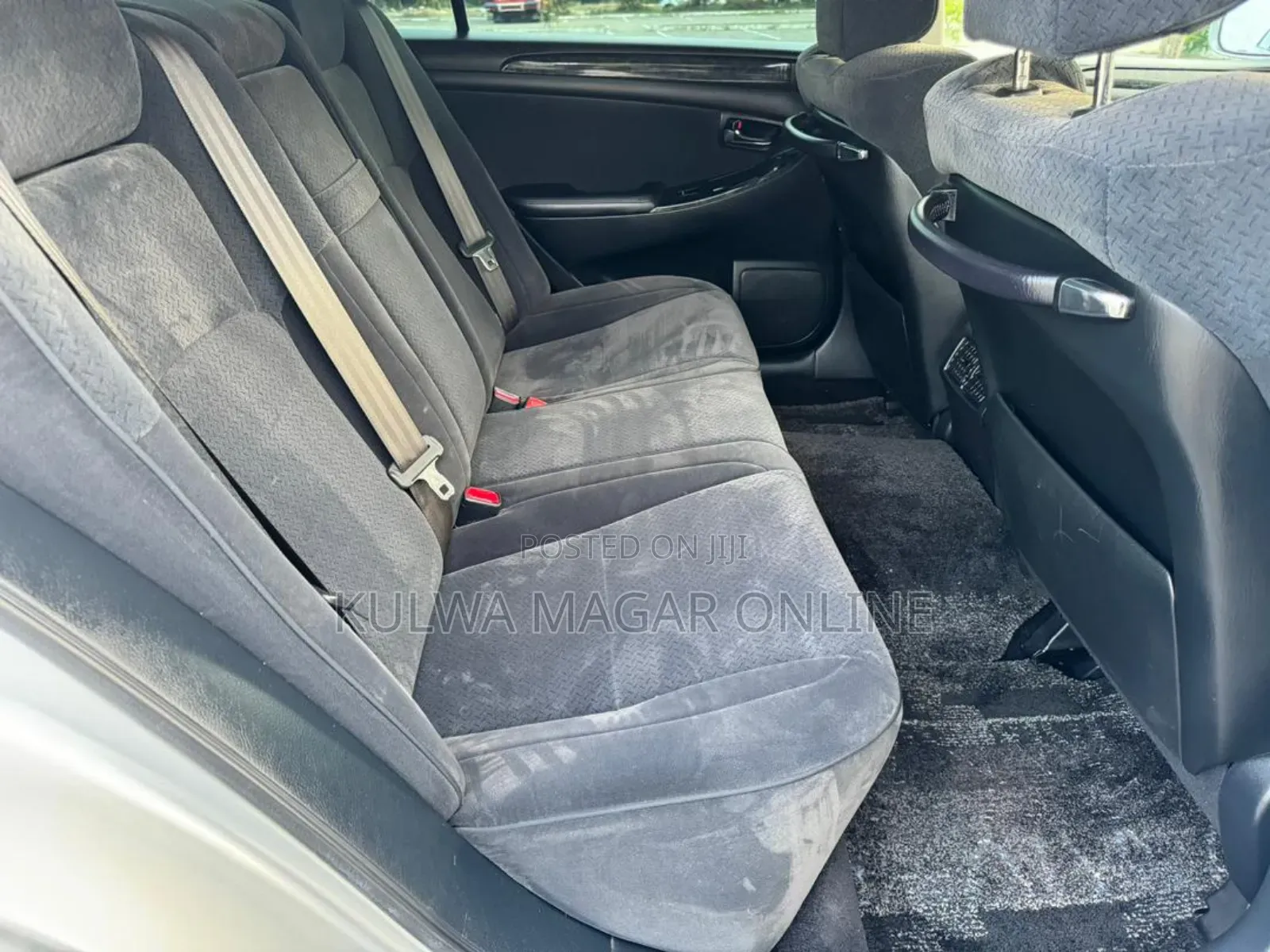Toyota Crown 2006 Silver
