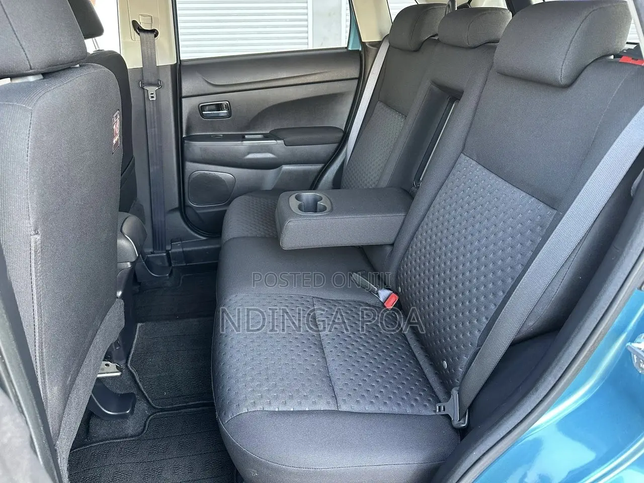 Mitsubishi RVR 2.0 2011 Blue