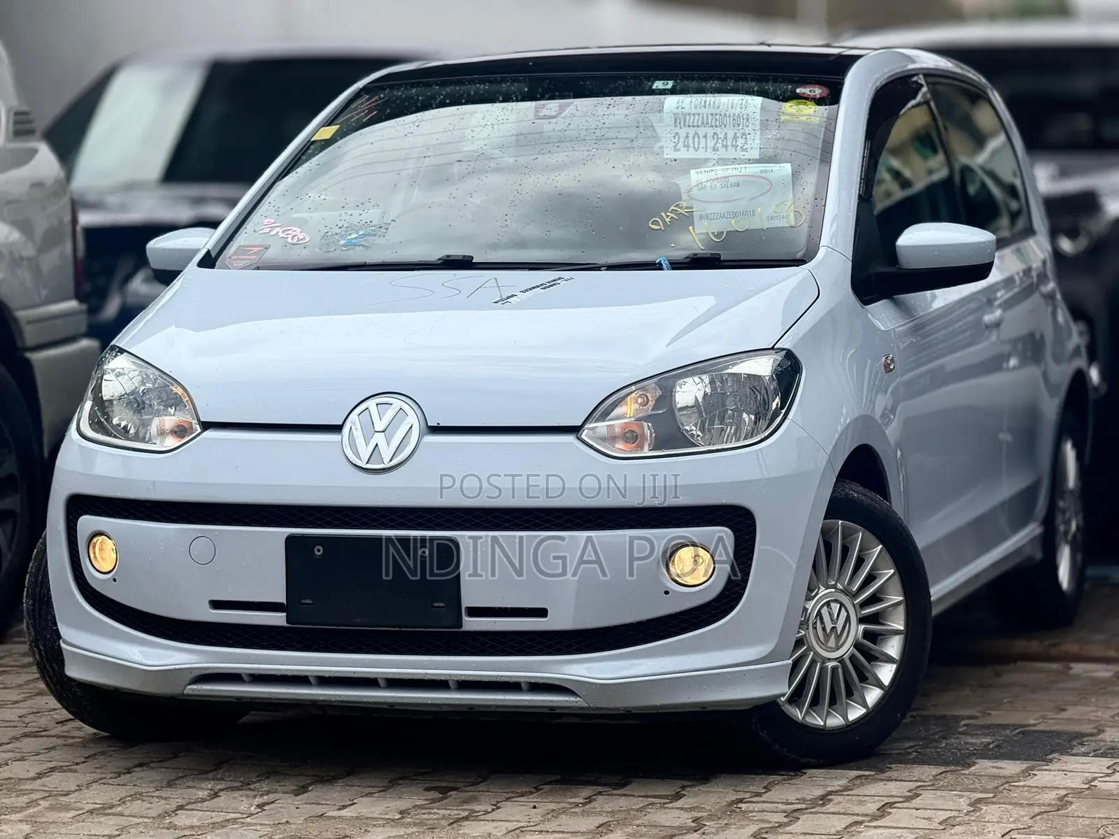 Volkswagen Up 2011 White