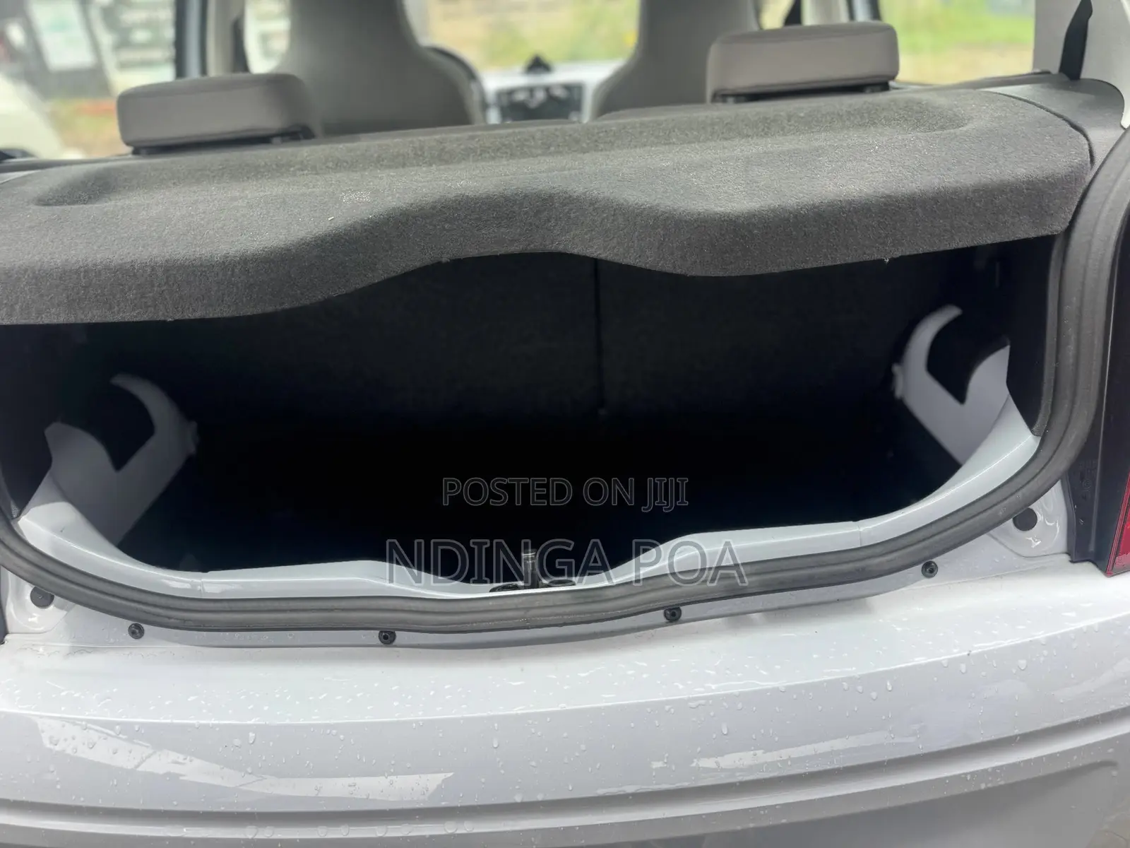 Volkswagen Up 2011 White
