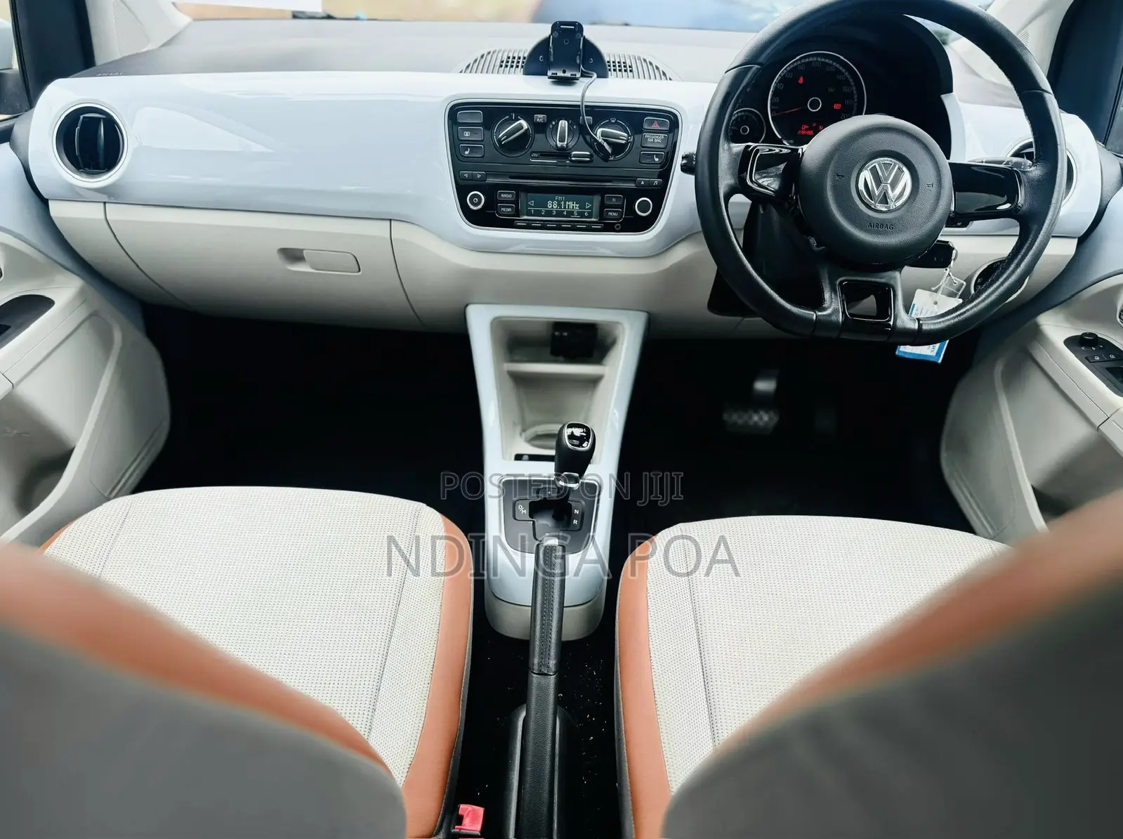 Volkswagen Up 2011 White