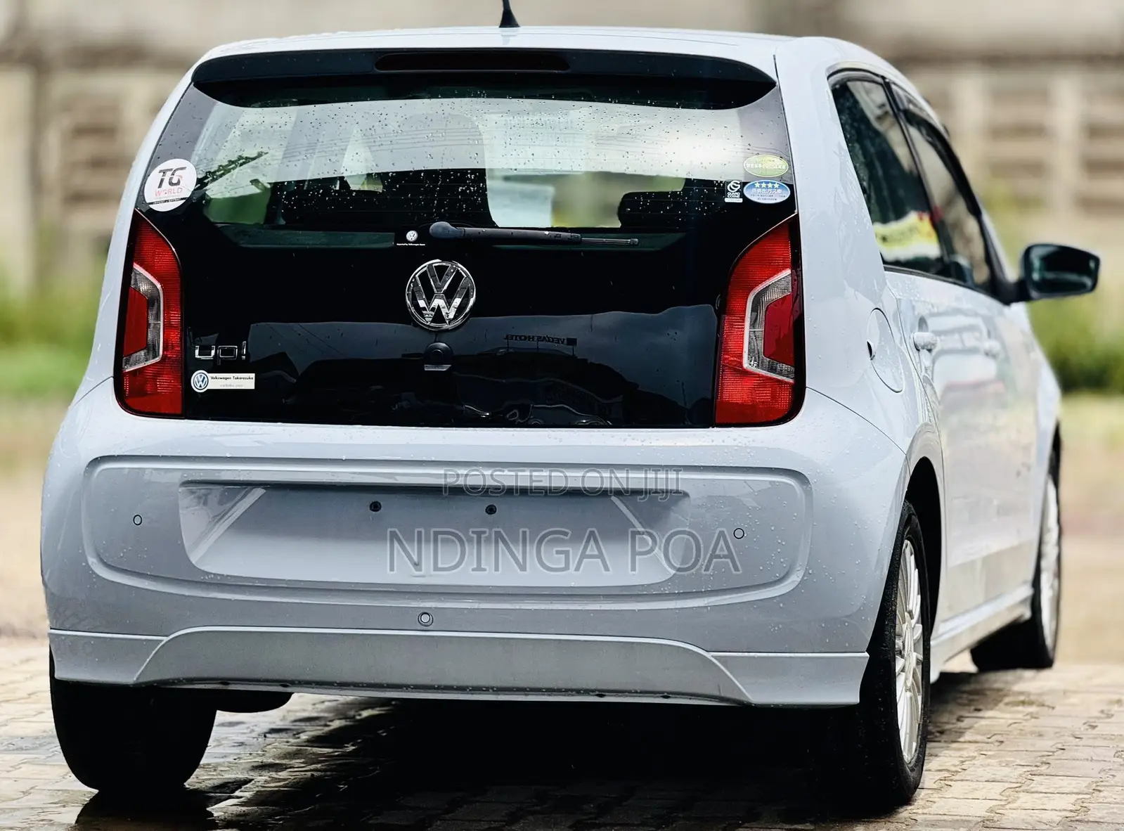 Volkswagen Up 2011 White