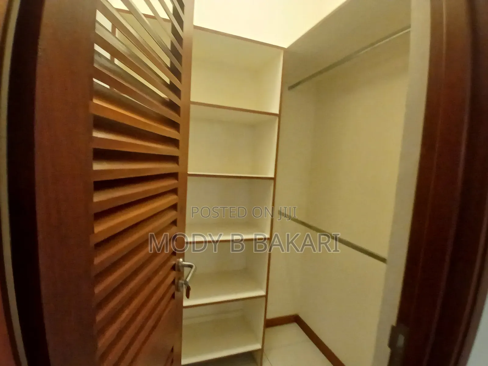 Furnished 3bdrm Villa in Oyster Bay for rent