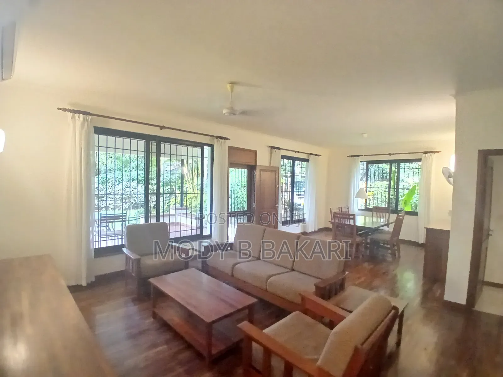 Furnished 3bdrm Villa in Oyster Bay for rent