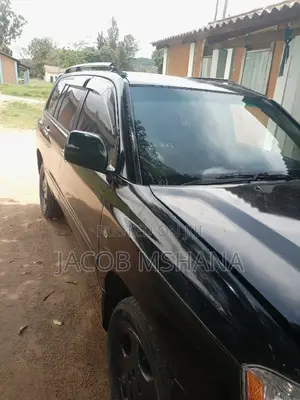 Toyota Kluger 2002 Black