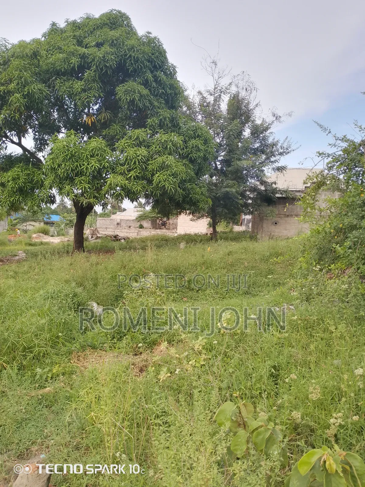 Eneo Mita 15 Kwa Mita 15 Linauzwa Ml 3.5 Ukonga Bombambili.