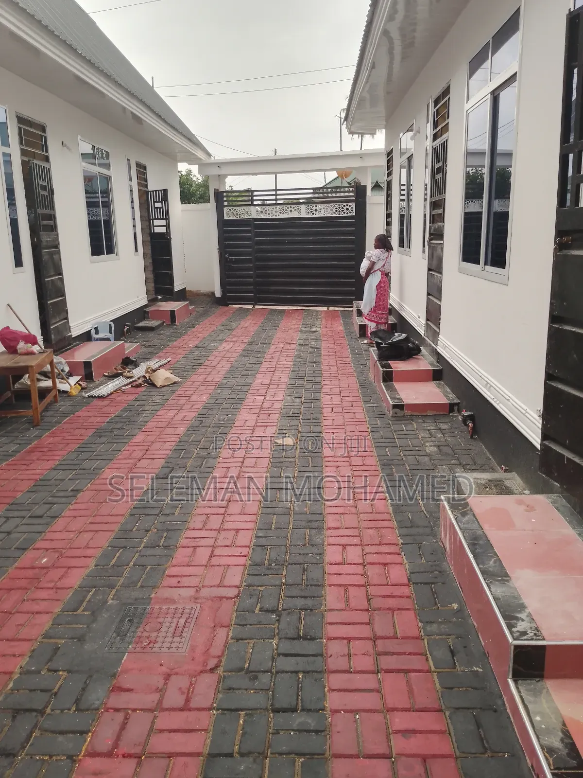 Furnished 8bdrm House in Biriani Real Estate, Charambe for sale