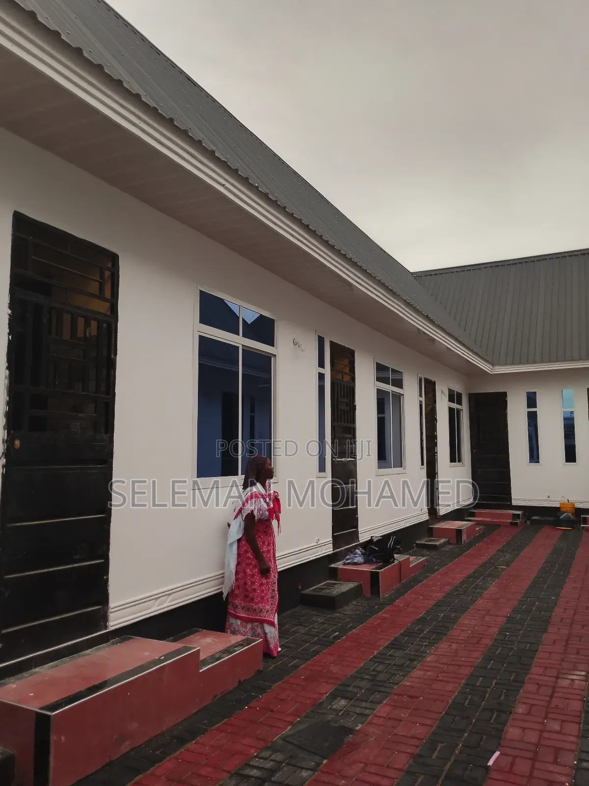 Furnished 8bdrm House in Biriani Real Estate, Charambe for sale