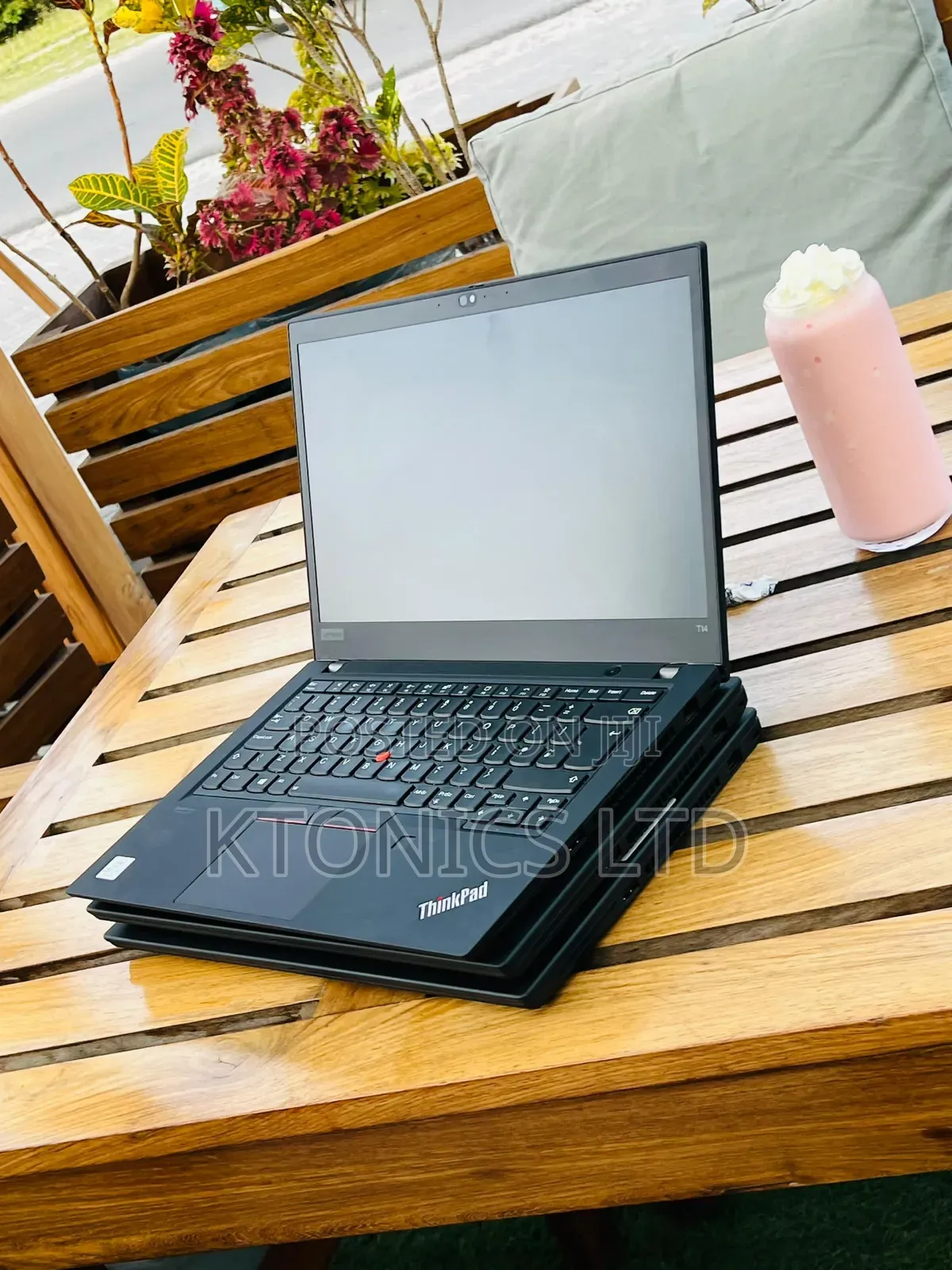Laptop Lenovo ThinkPad T14 G1 16GB Intel Core I5 SSD 512GB