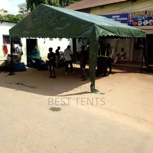 Wauzaji Maturubai Na Tents