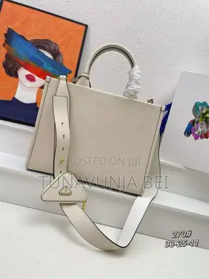 PRADA Handbaag
