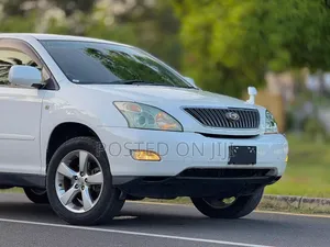 Toyota Harrier 2004 White