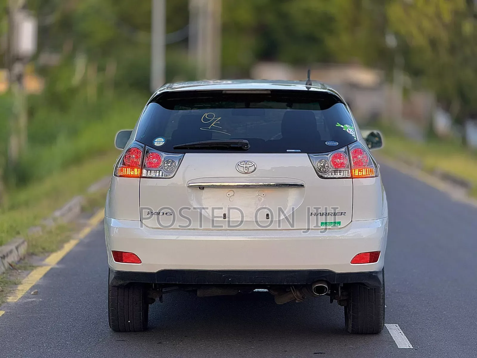Toyota Harrier 2004 White