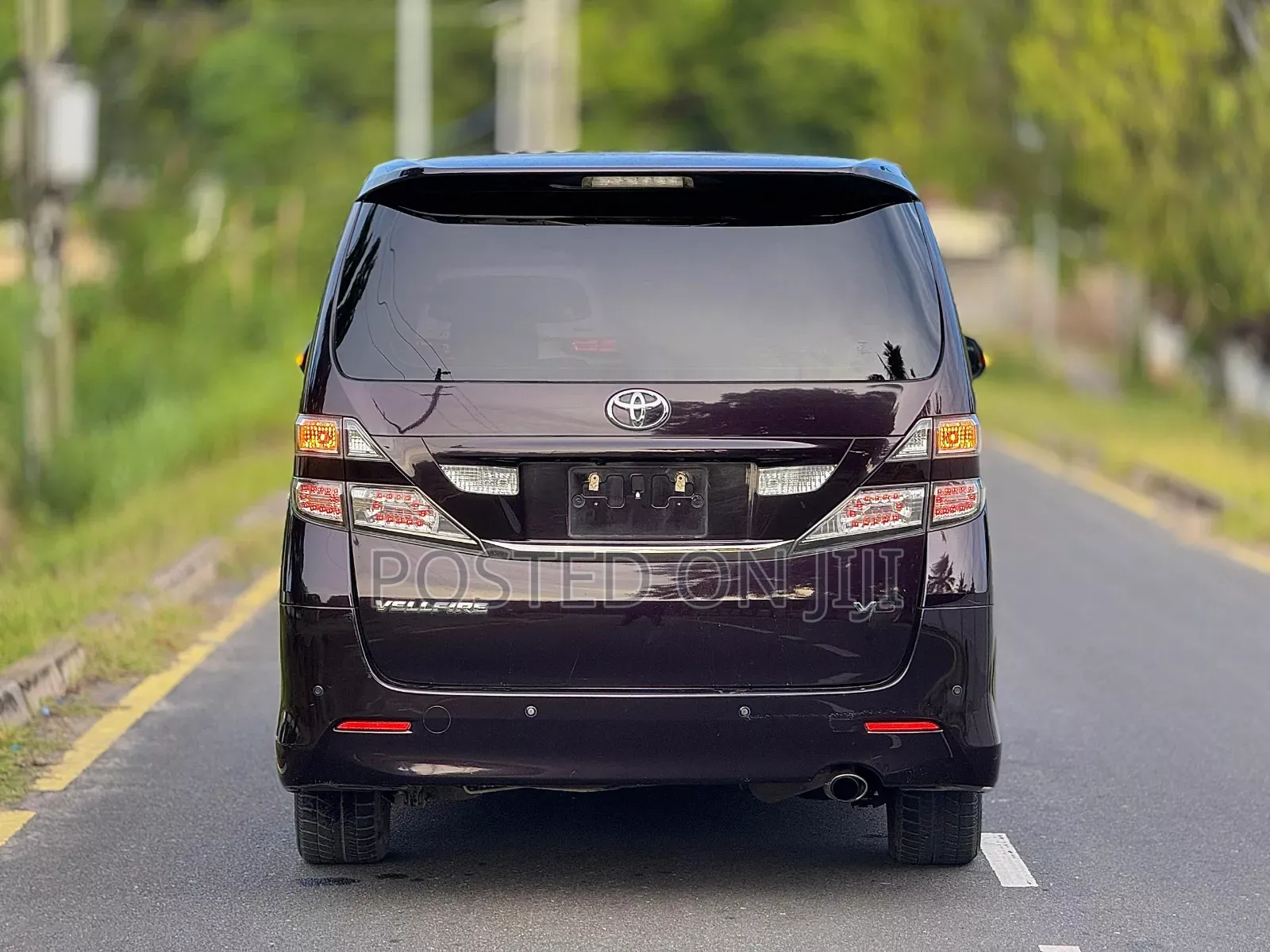 Toyota Vellfire 2010 Black