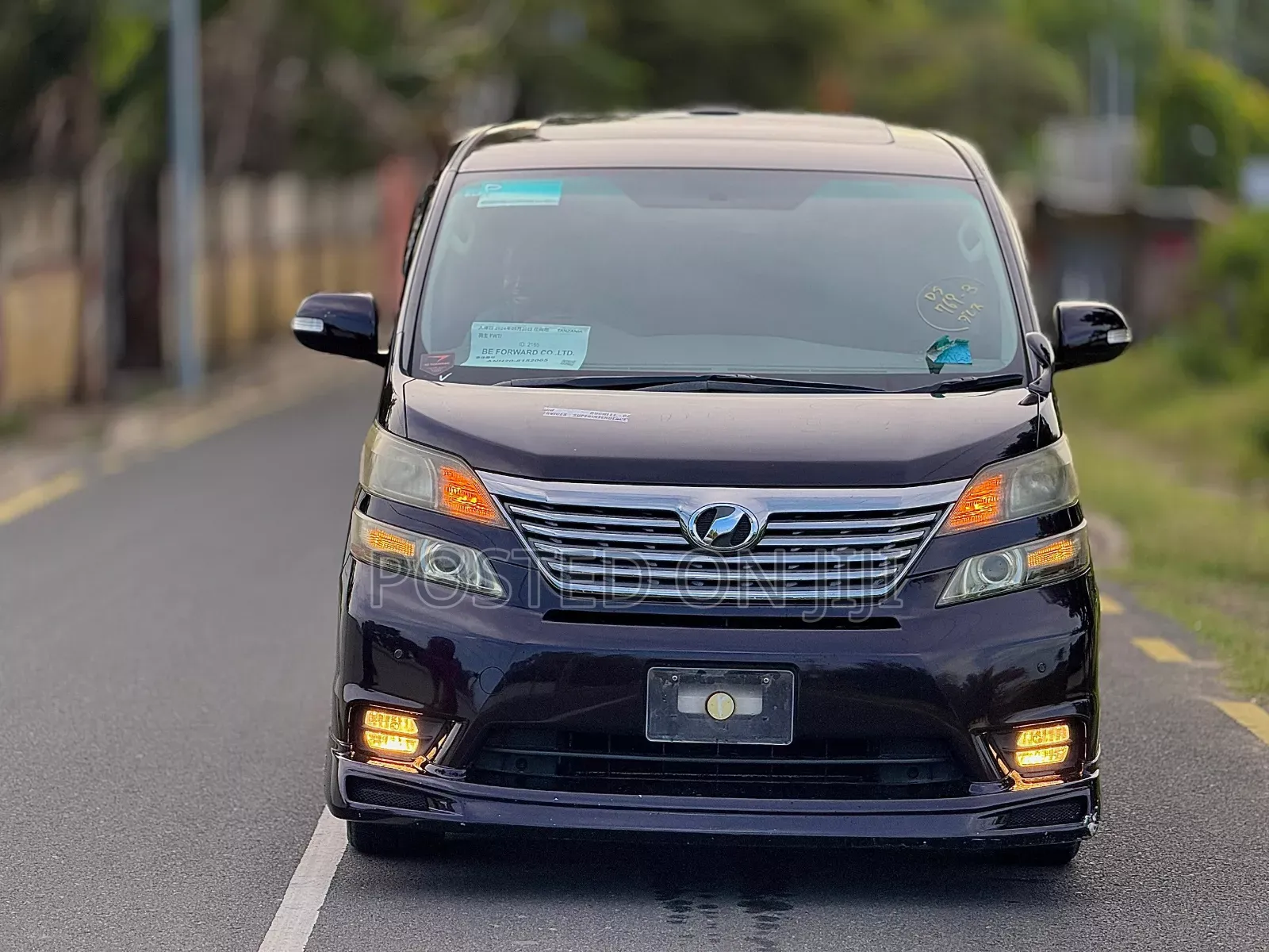 Toyota Vellfire 2010 Black