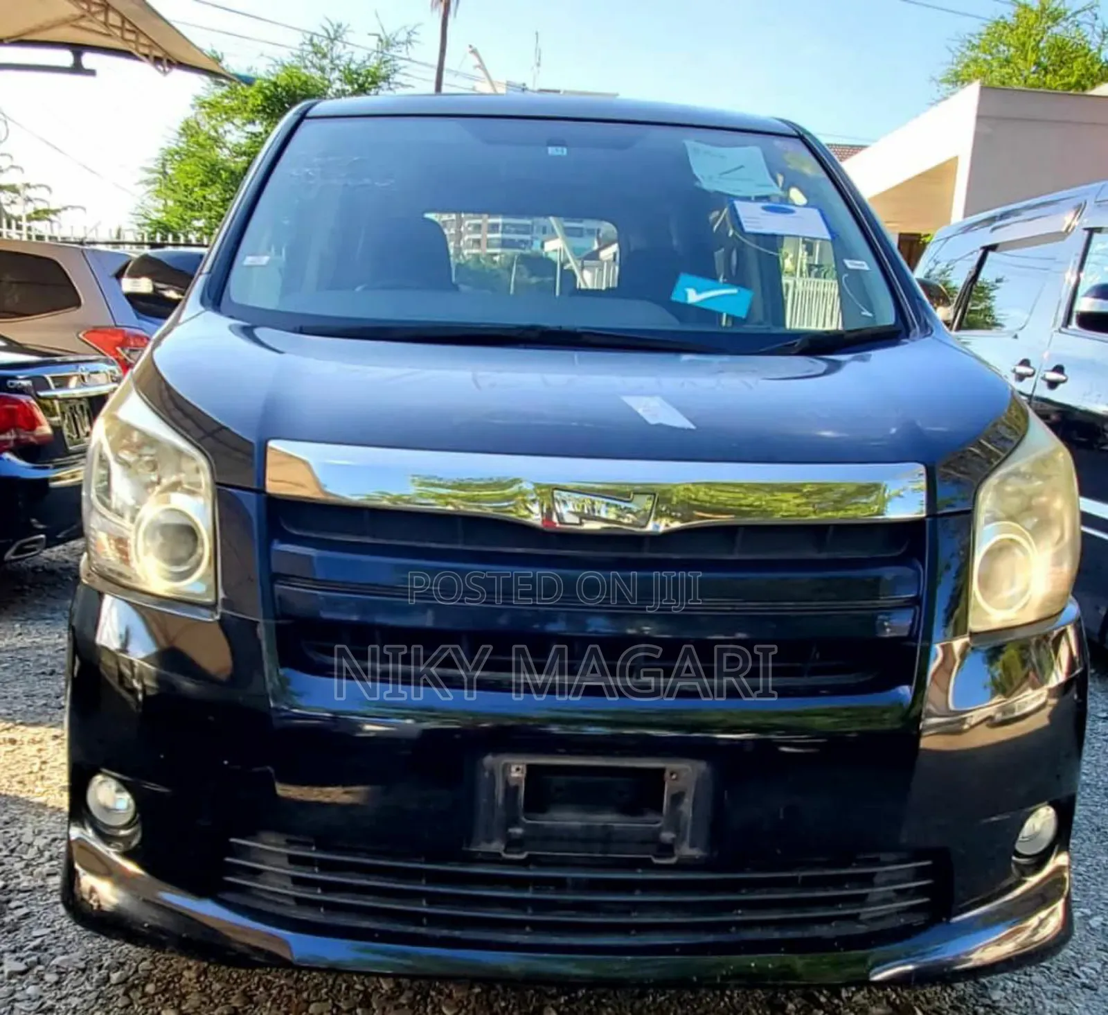 Toyota Noah 2008 Black