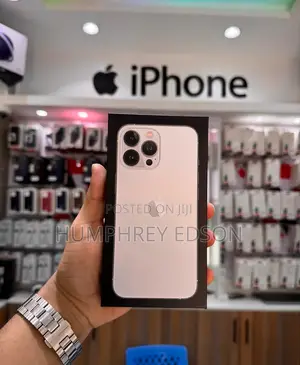 New Apple iPhone 11 256 GB Gold