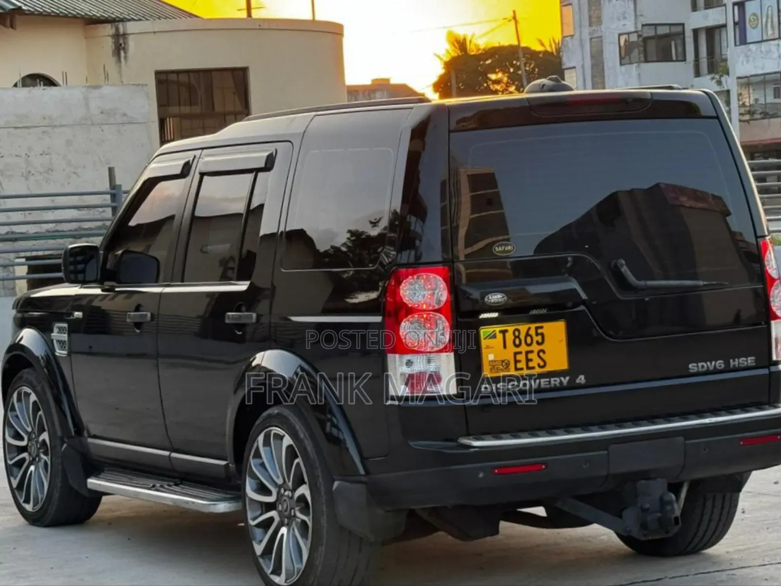 Land Rover Discovery 2011 Black