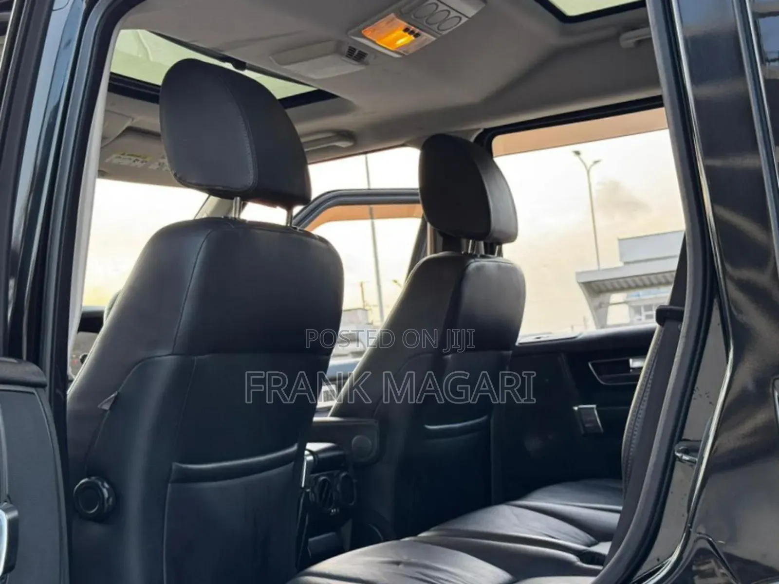 Land Rover Discovery 2011 Black