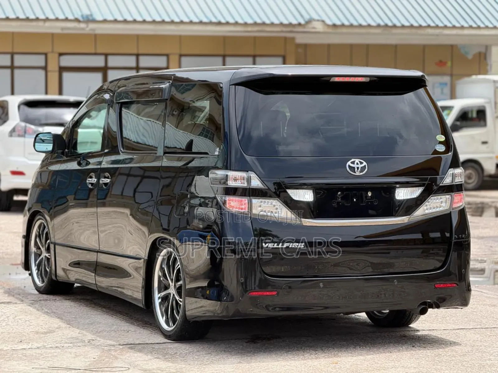Toyota Vellfire 2009 Black