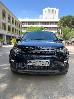 Land Rover Discovery Sport SE 2016 Blue