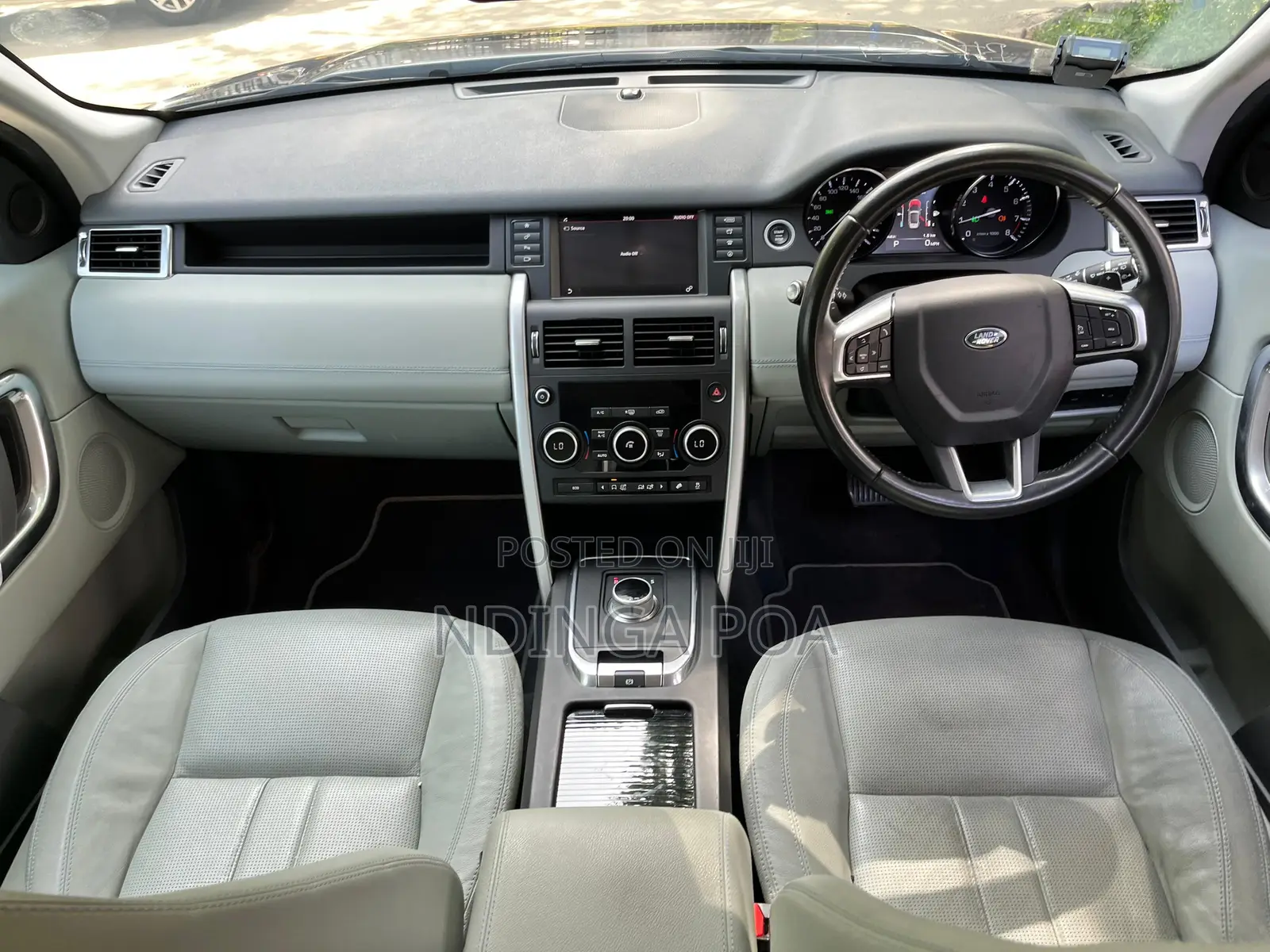 Land Rover Discovery Sport SE 2016 Blue