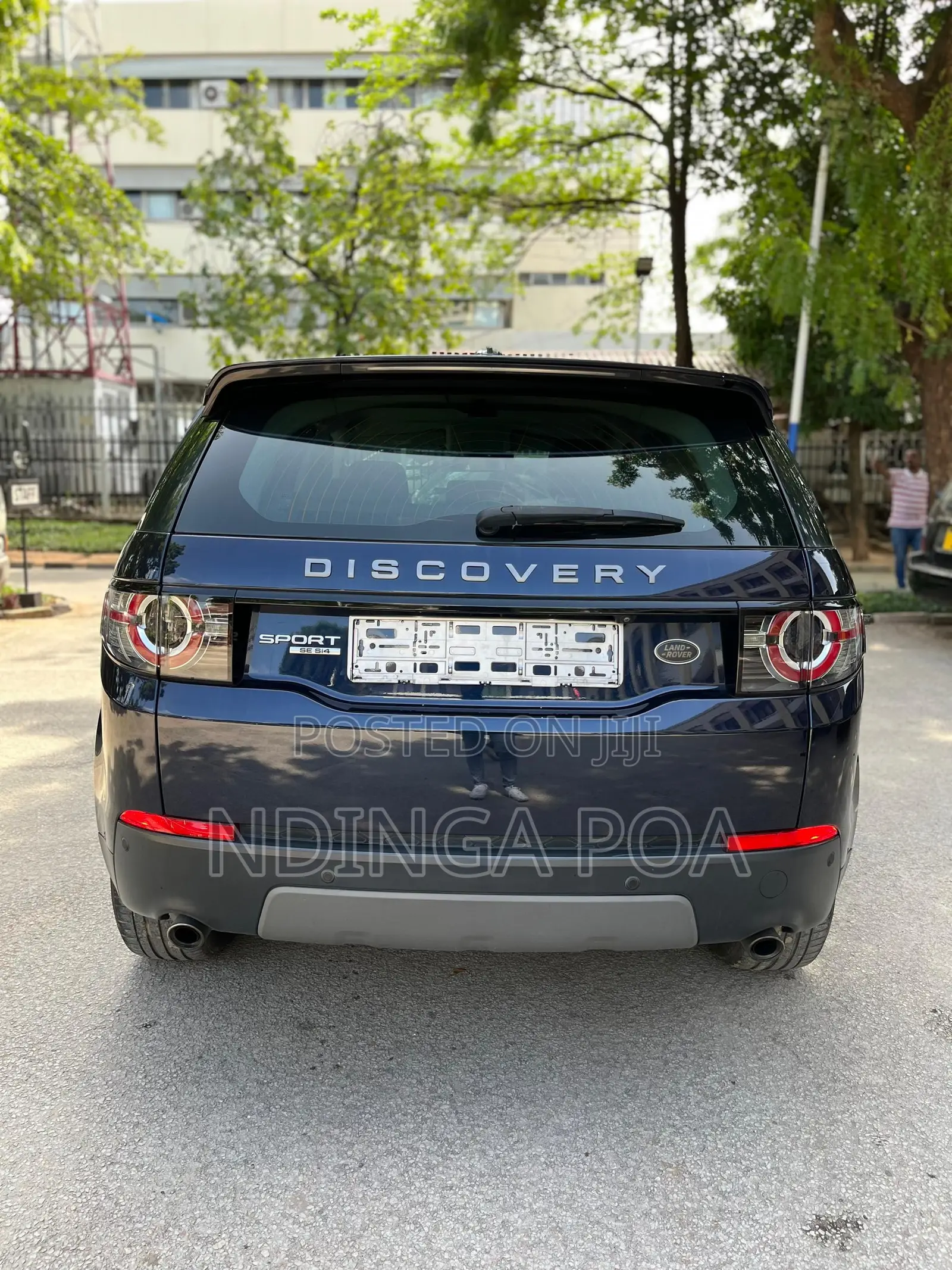 Land Rover Discovery Sport SE 2016 Blue