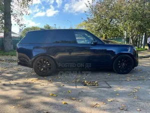 Land Rover Range Rover Vogue 2023 Black