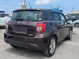 Toyota IST 2008 Brown