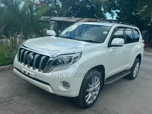 Toyota Land Cruiser Prado 2016 White
