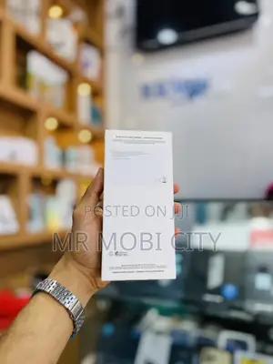 New Samsung Galaxy A06 64 GB Silver