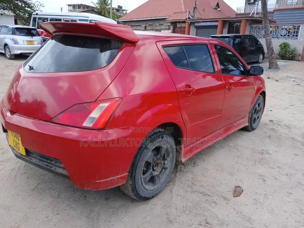 Toyota Will 2001 Red