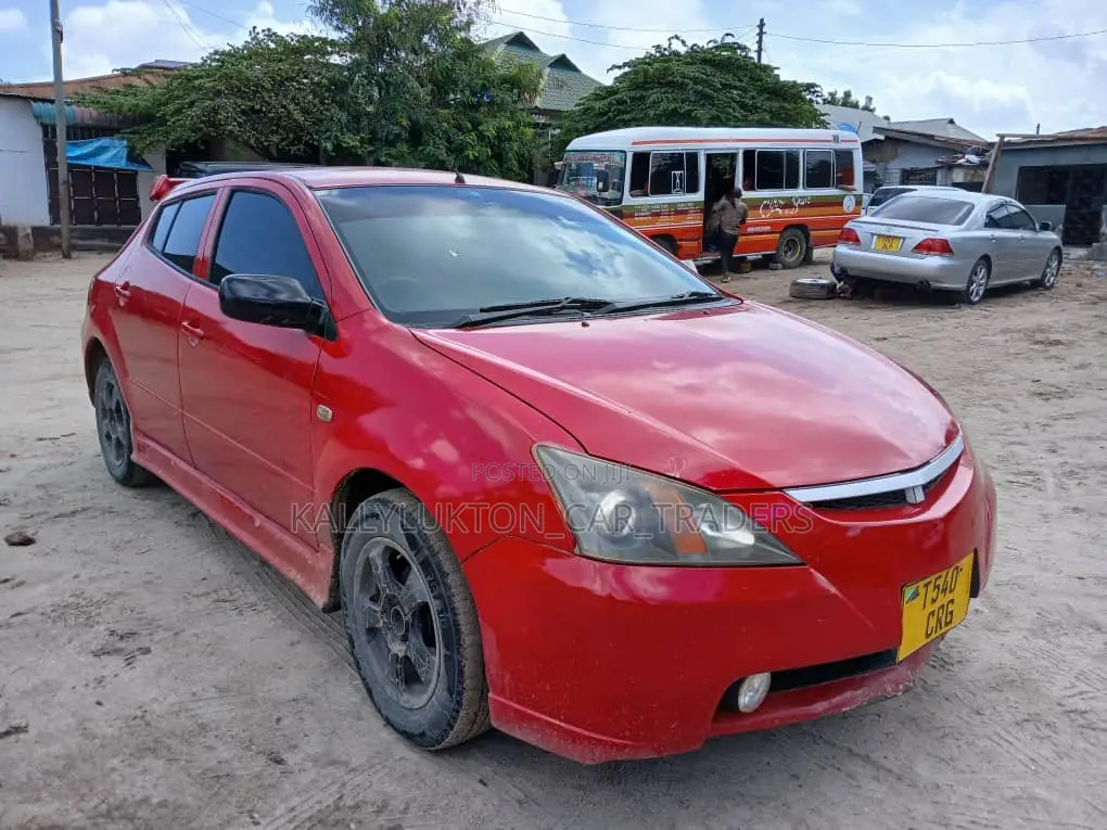 Toyota Will 2001 Red