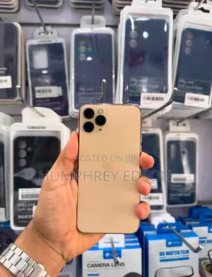 Apple iPhone 11 Pro Max 64 GB Gold