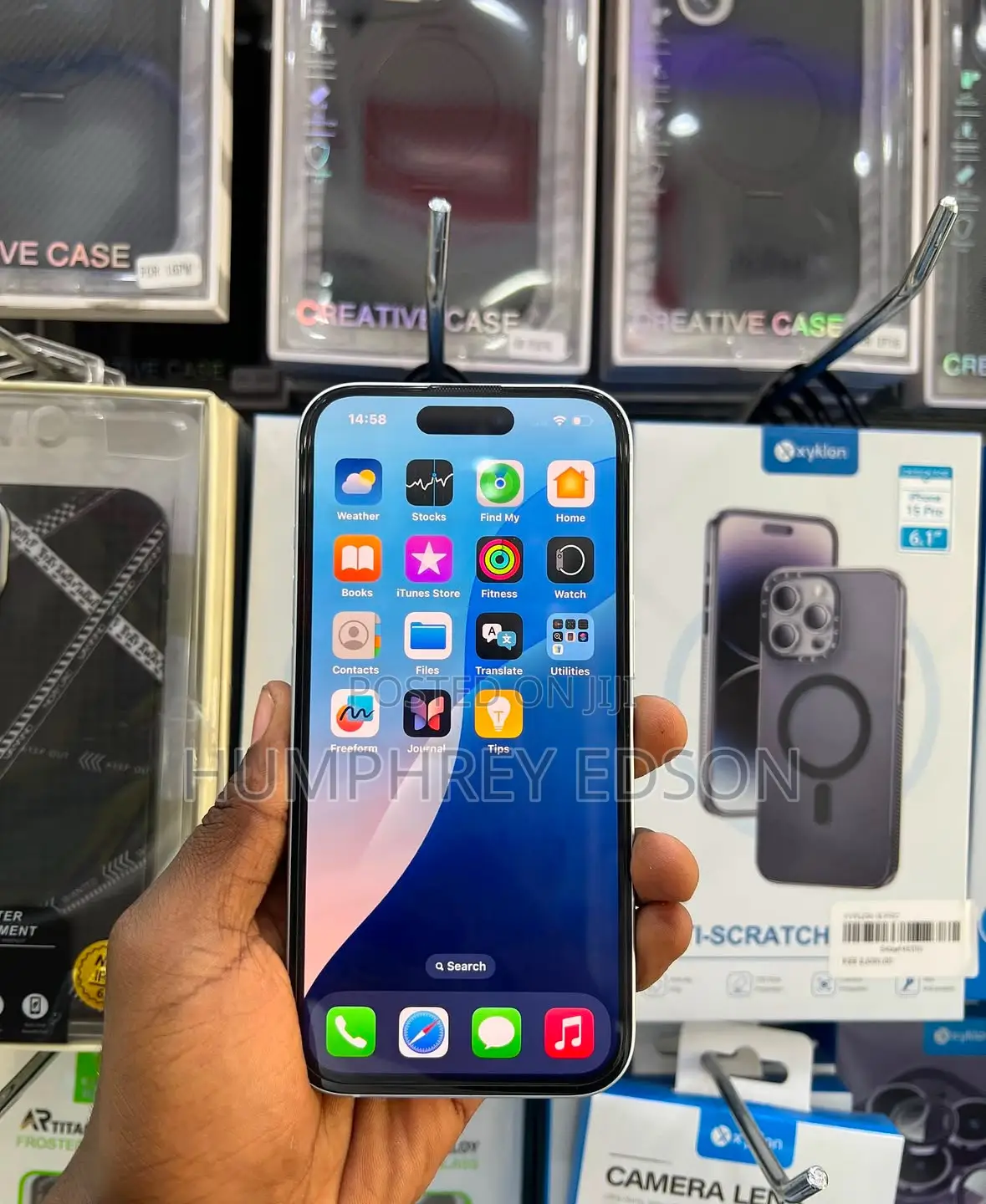 New Apple iPhone 15 128 GB White