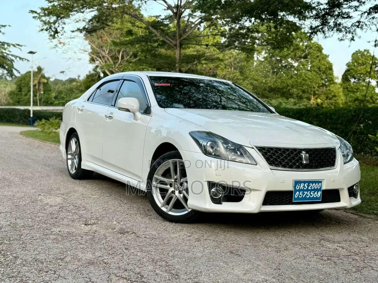 Toyota Crown 2012 White