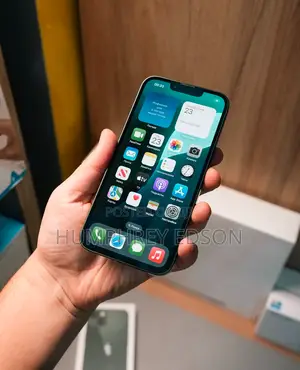 Apple iPhone 13 128 GB Green