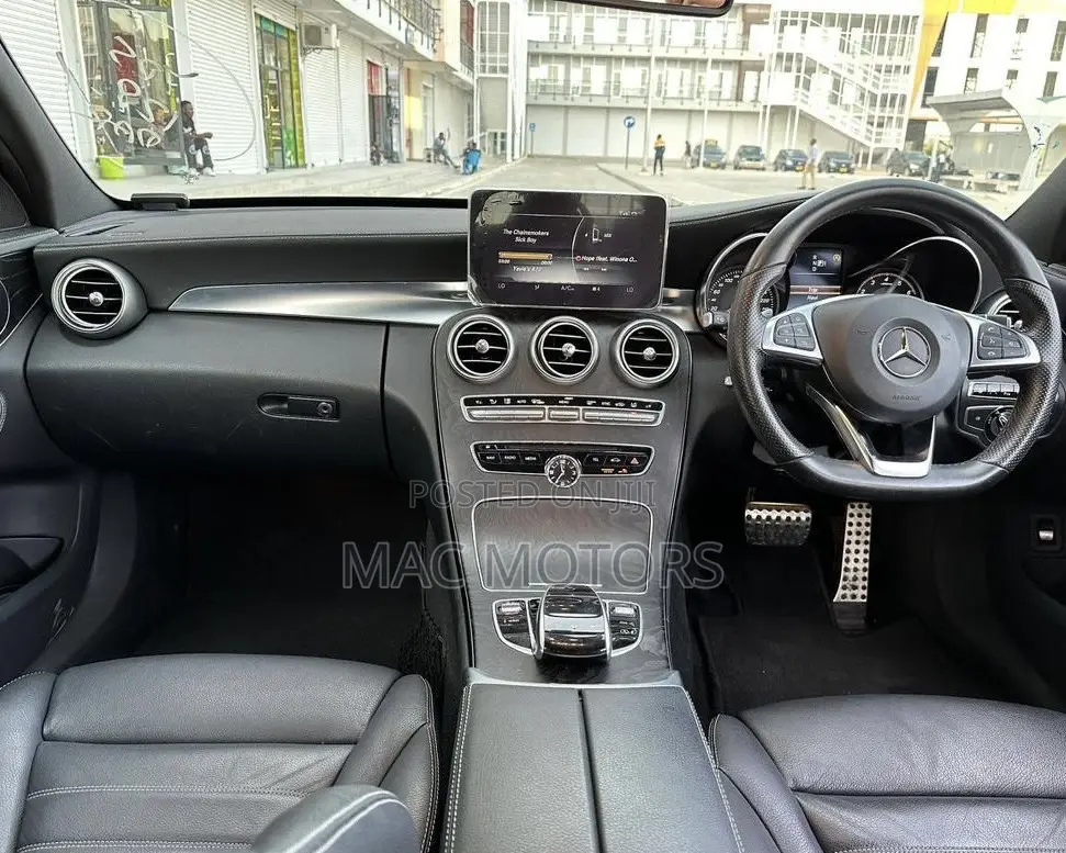 Mercedes-Benz C200 2014 Silver
