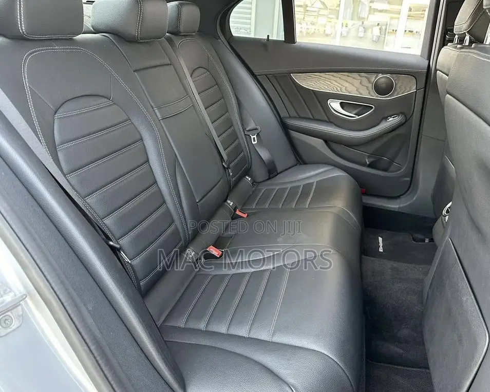 Mercedes-Benz C200 2014 Silver