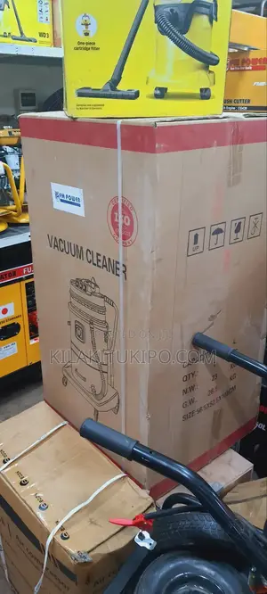 COMMERCIAL Vacuum Cleaner 70L