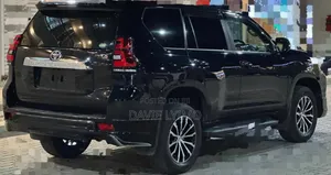 Toyota Land Cruiser Prado 2.8 2018 Black