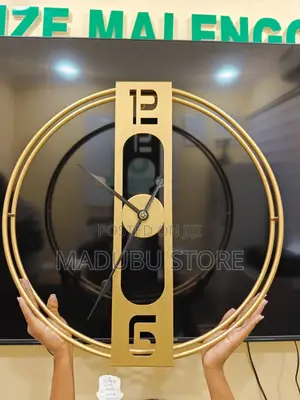 *Quality Wall Decor Clock