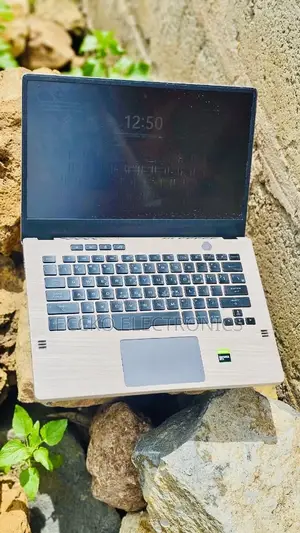 Laptop Asus ROG Zephyrus G14 16GB AMD Ryzen 7 SSD 512GB
