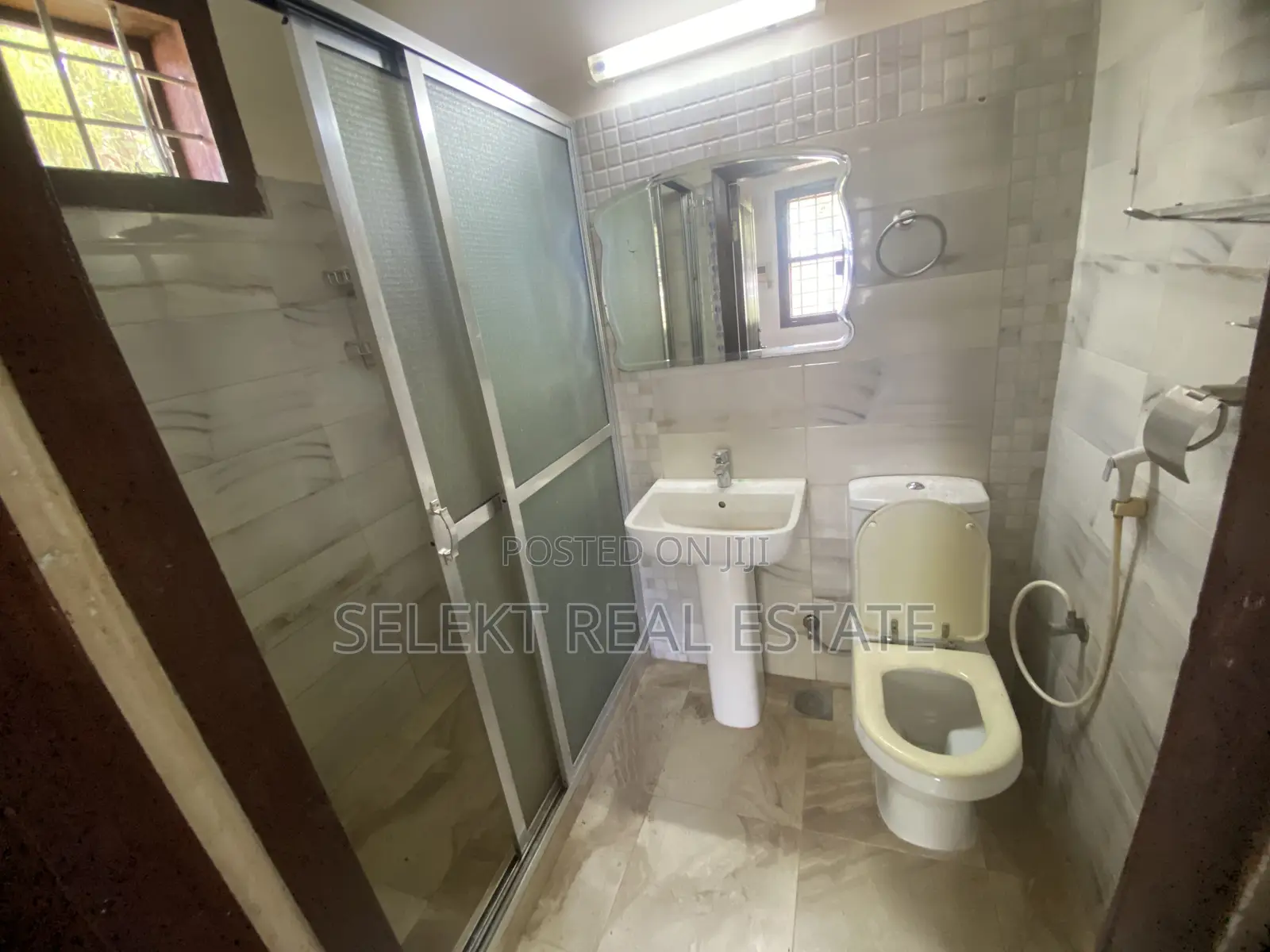 4bdrm Bungalow in Masaki, Kinondoni for rent